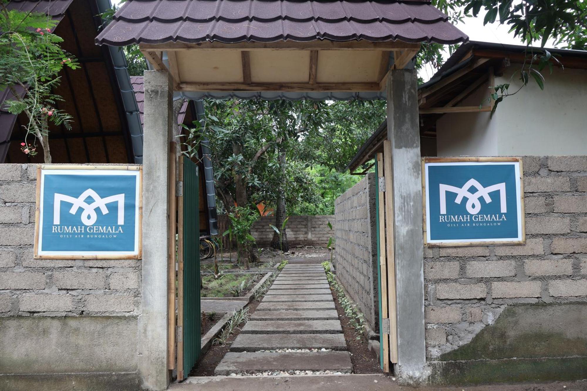 Rumah Gemala גילי אייר מראה חיצוני תמונה